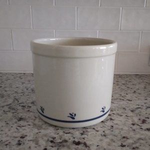 Friendship Roseville Pottery Cream and Blue 2 Quart Canister